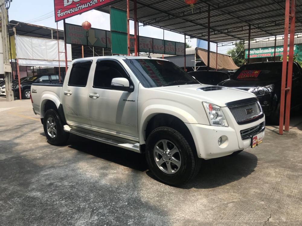 Isuzu Hilander 3.0 VGS ปี2008 {{ขายแล้ว}}