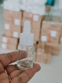 ขวดแก้วอโลม่า : ขวดเซรั่ม ขวดแก้ว 10ml ใส่ ได้ถึง 15ml